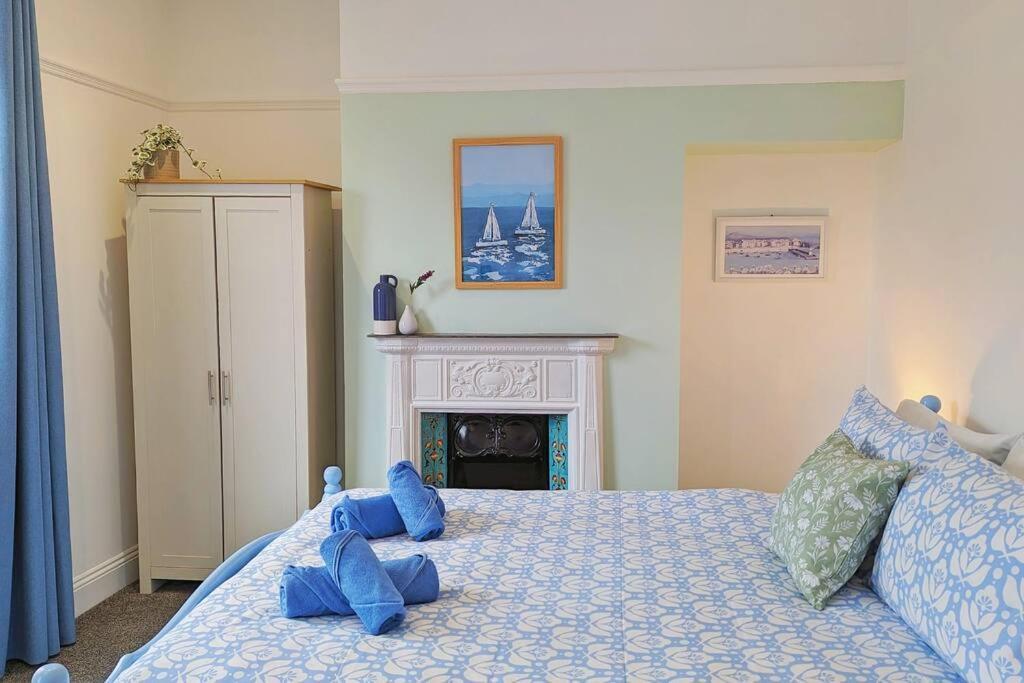 Seaside Escapes - With Relaxing Hot Tub! Villa Scarborough Buitenkant foto